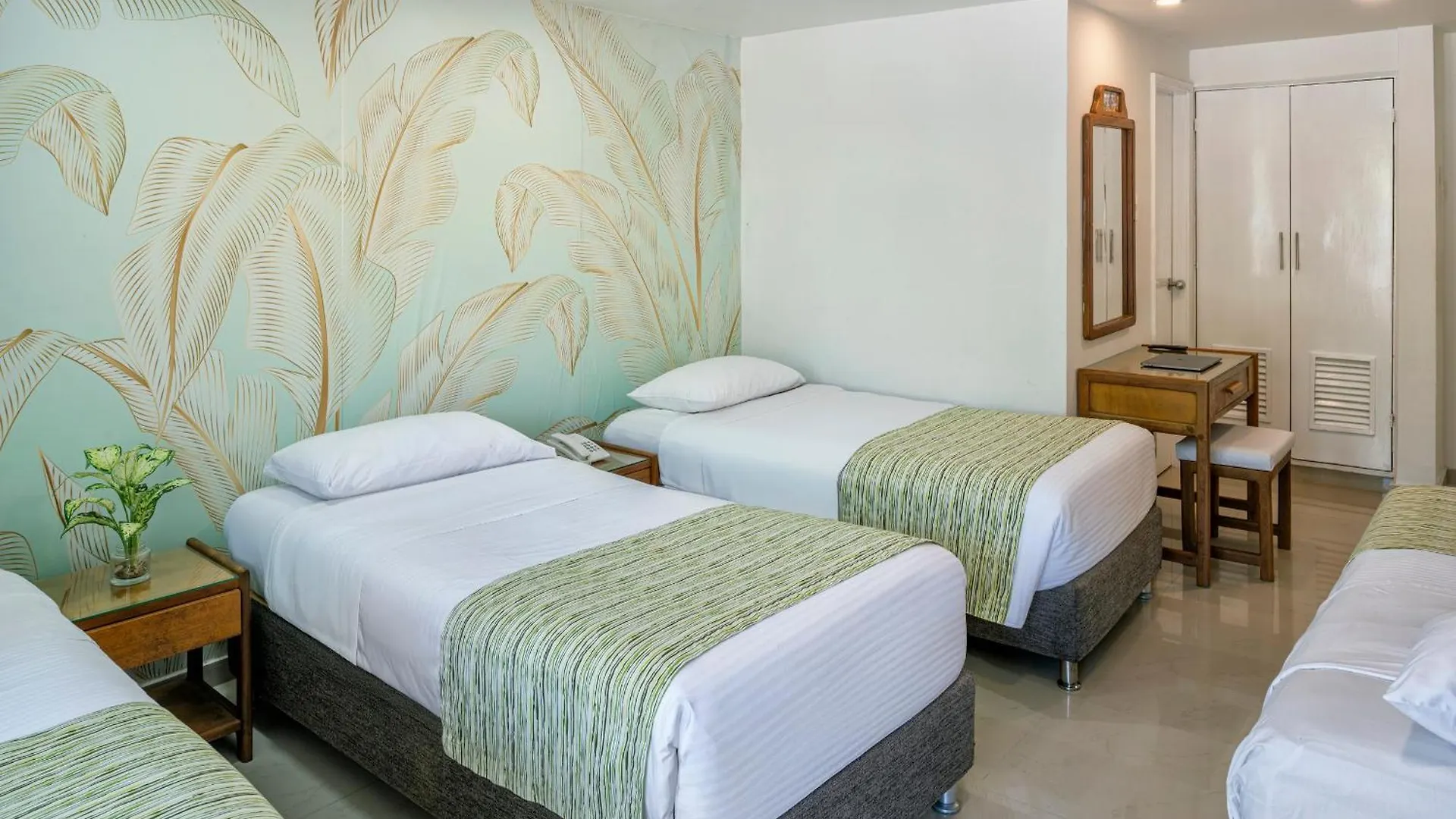 Hotel El Dorado Сан-Андрес 4*,